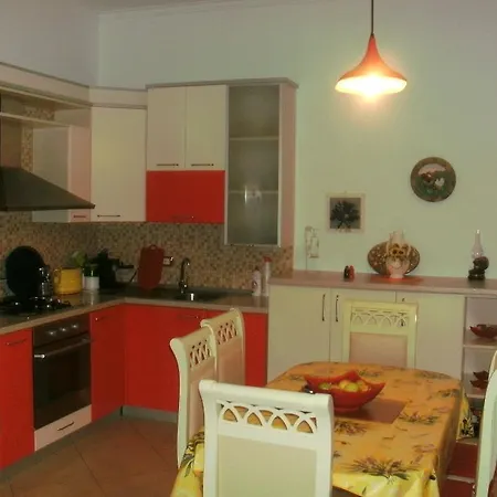 Lagji Villa Radhimë